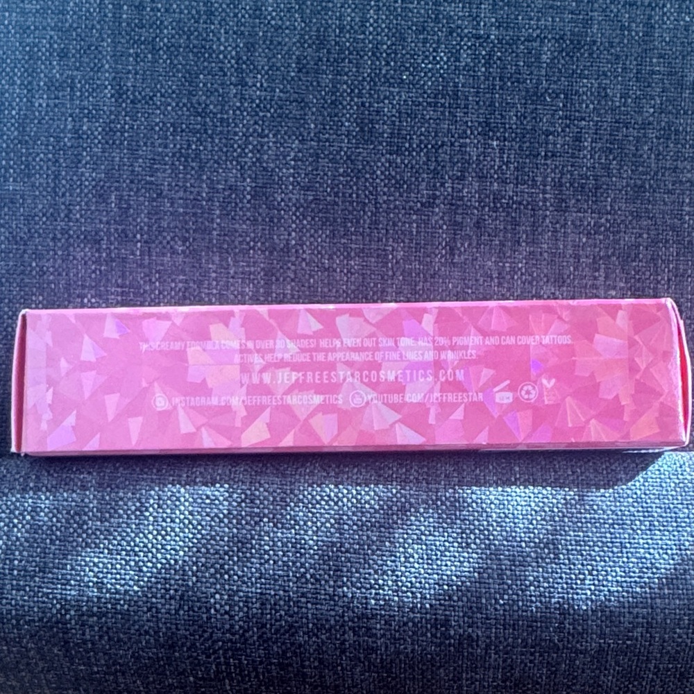 Jeffree Star Magic Star Full Coverage Concealer C15.25 New in Box - Picture 4 of 5